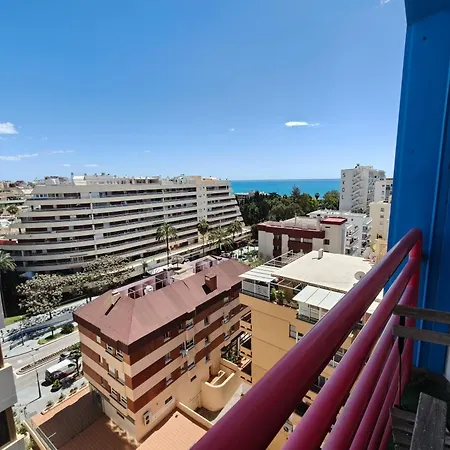 Apartment Blue Glass Penthouse In Center
