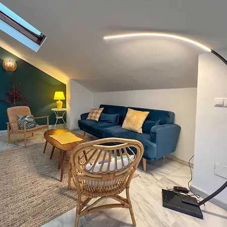 Apartment Blue Glass Penthouse In Center Marbella